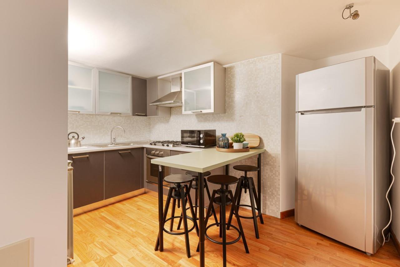 Sant'Ambrogio Design Apartment มิลาน ภายนอก รูปภาพ